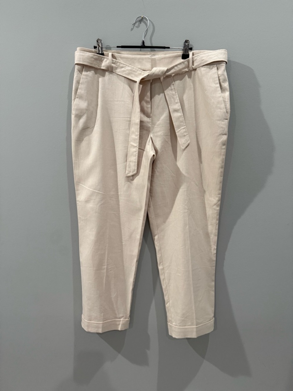 LOFT Men's Tie-Waist Chinos in Cream